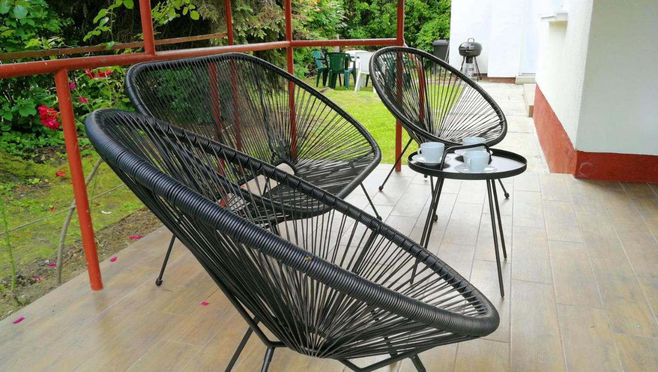 Play And Relax In Lake-parkside Cozy Family Retreat - Jegenye *