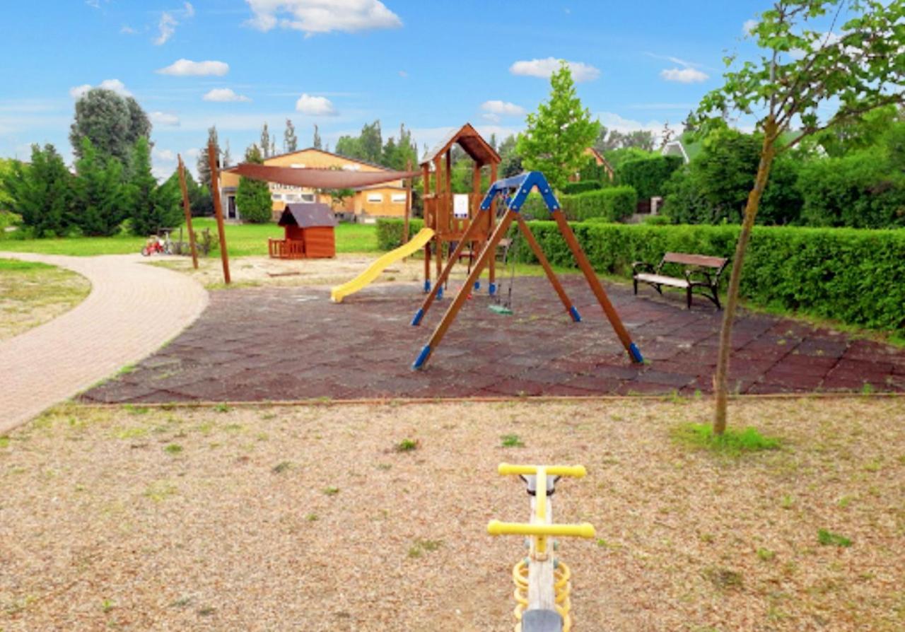Holiday home Play And Relax In Lake-parkside Cozy Family Retreat - Jegenye *